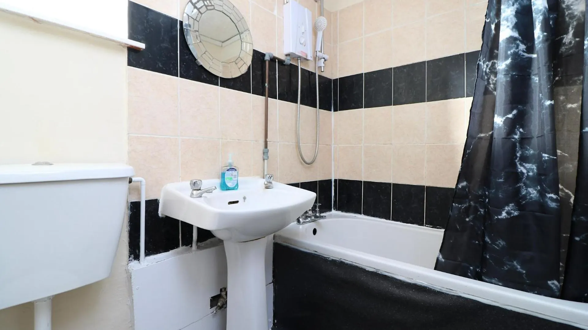 Room 4 Mayflower Road Guest House Southampton 0*,